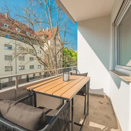 Apartamento Schoene 2 Zimmer Zentral In West